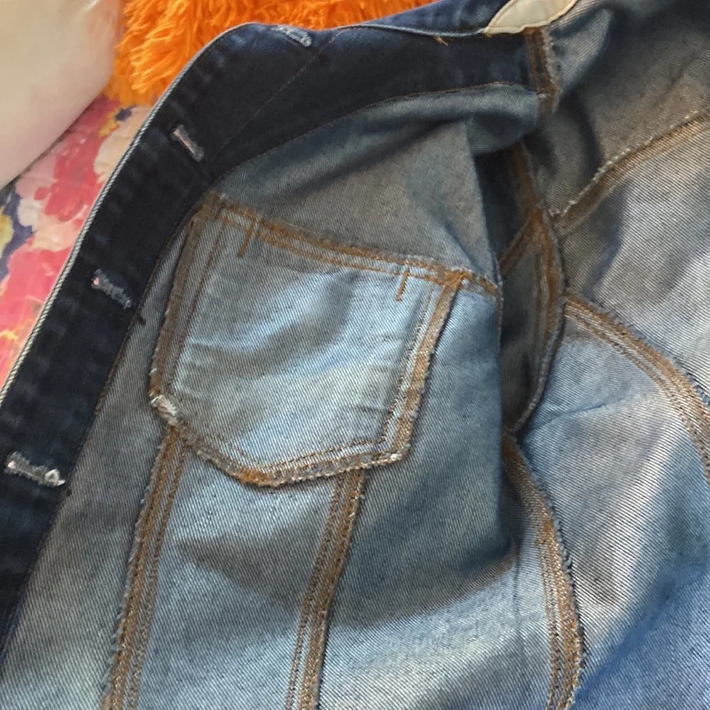 GAP, size SMALL, dark denim adjustable fitted waist and collared jacket - Picture 7 of 9